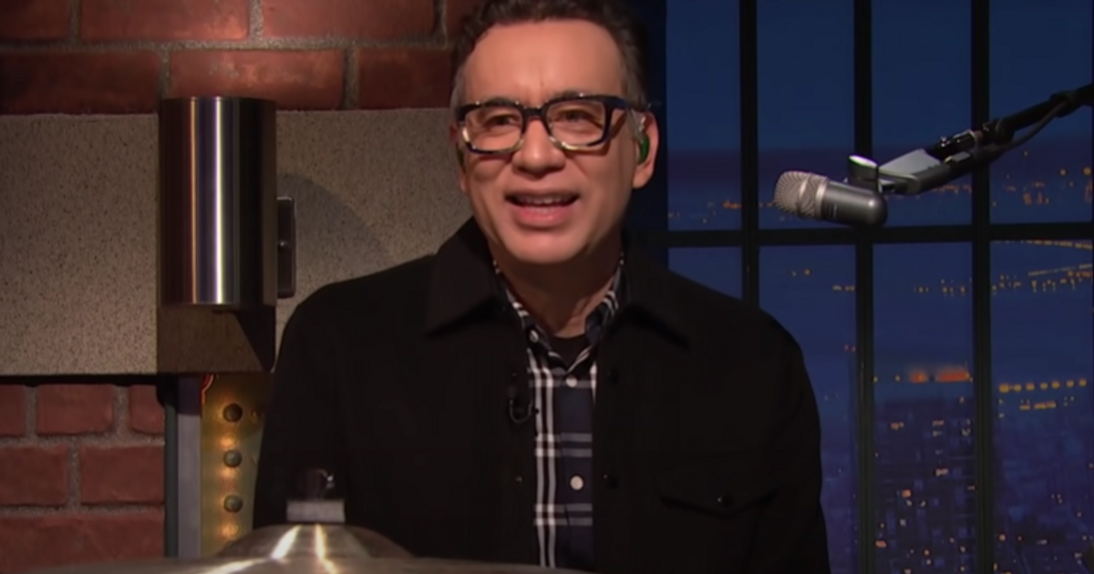 fred-armisen-net-worth-meet-the-actor-behind-uncle-fester-in-tim-burtons-wednesday