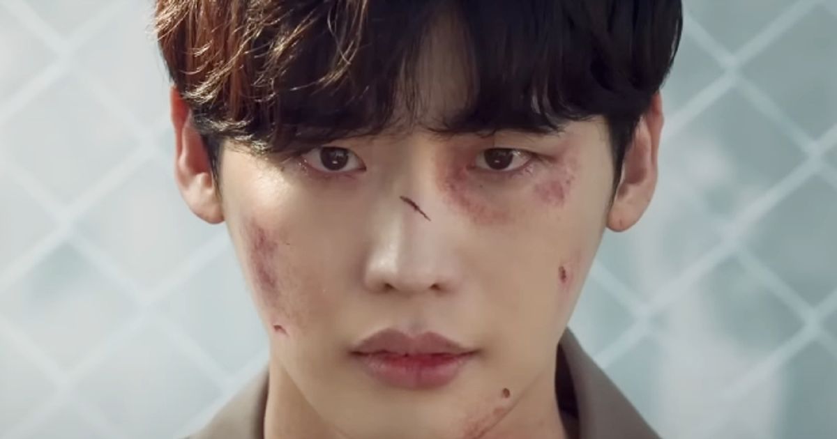 big-mouth-episode-10-recap-lee-jong-suk-plots-a-dangerous-plan-to-catch-the-big-mouse-girls-generation-yoona-enters-the-penitentiary-as-a-nurse