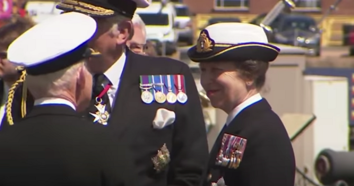 princess-anne-shock-queen-elizabeths-only-daughter-joins-veterans-in-naval-uniform-to-commemorate-falklands-wars-40th-anniversary