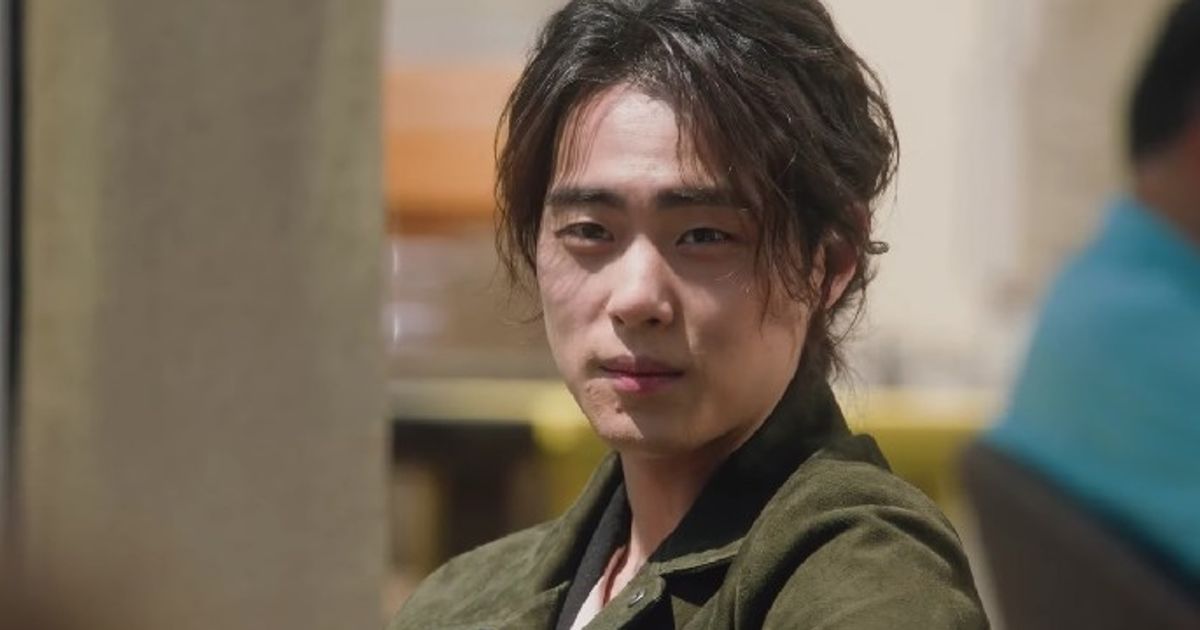 Jo Byeong-kyu as So Mun in The Uncanny Counter Season 2
