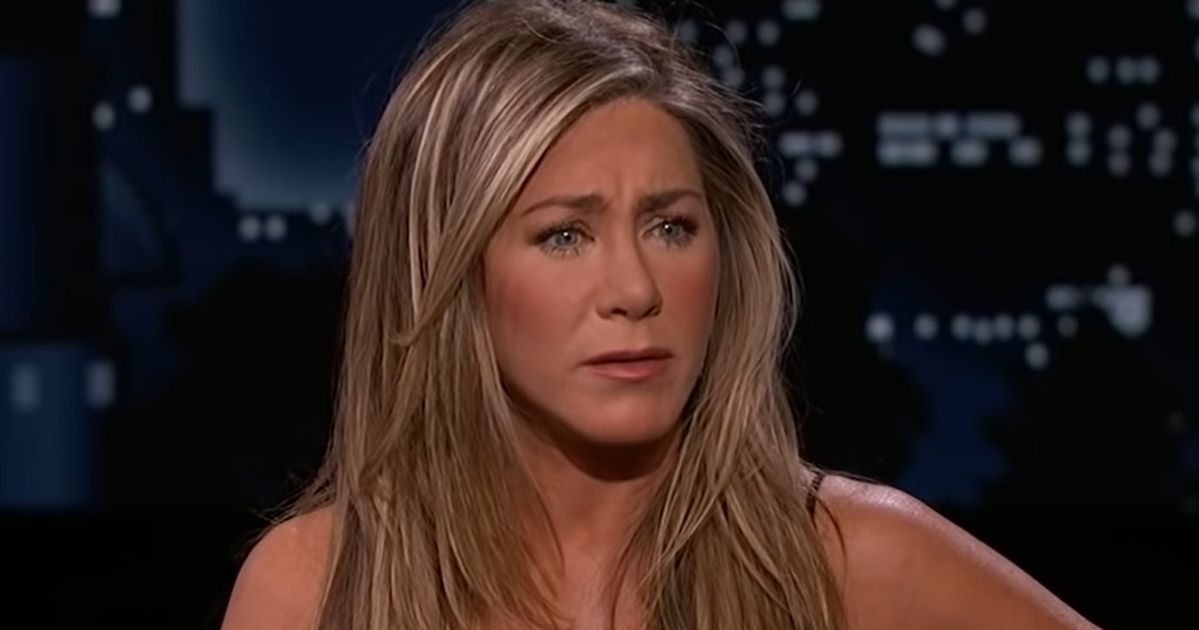 jennifer-aniston-shock-friends-star-invited-brad-pitt-to-celebrate-new-year-in-mexico-actresss-friends-upset-shes-not-hosting-party-at-home